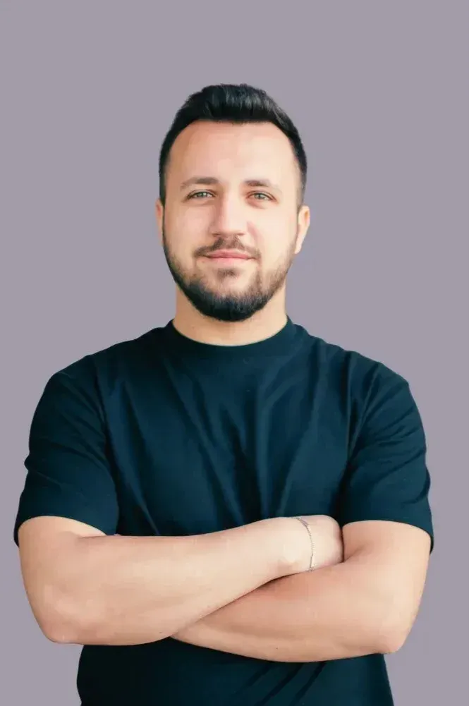 Cristian Alecu Project manager